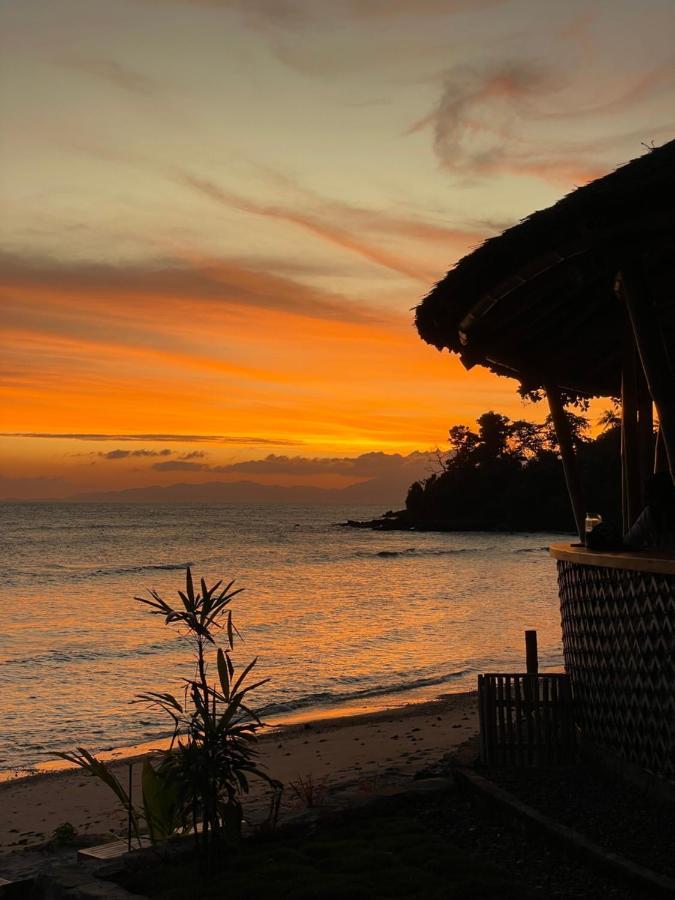 Sunset Beach Resort Weh Sabang  Exteriör bild